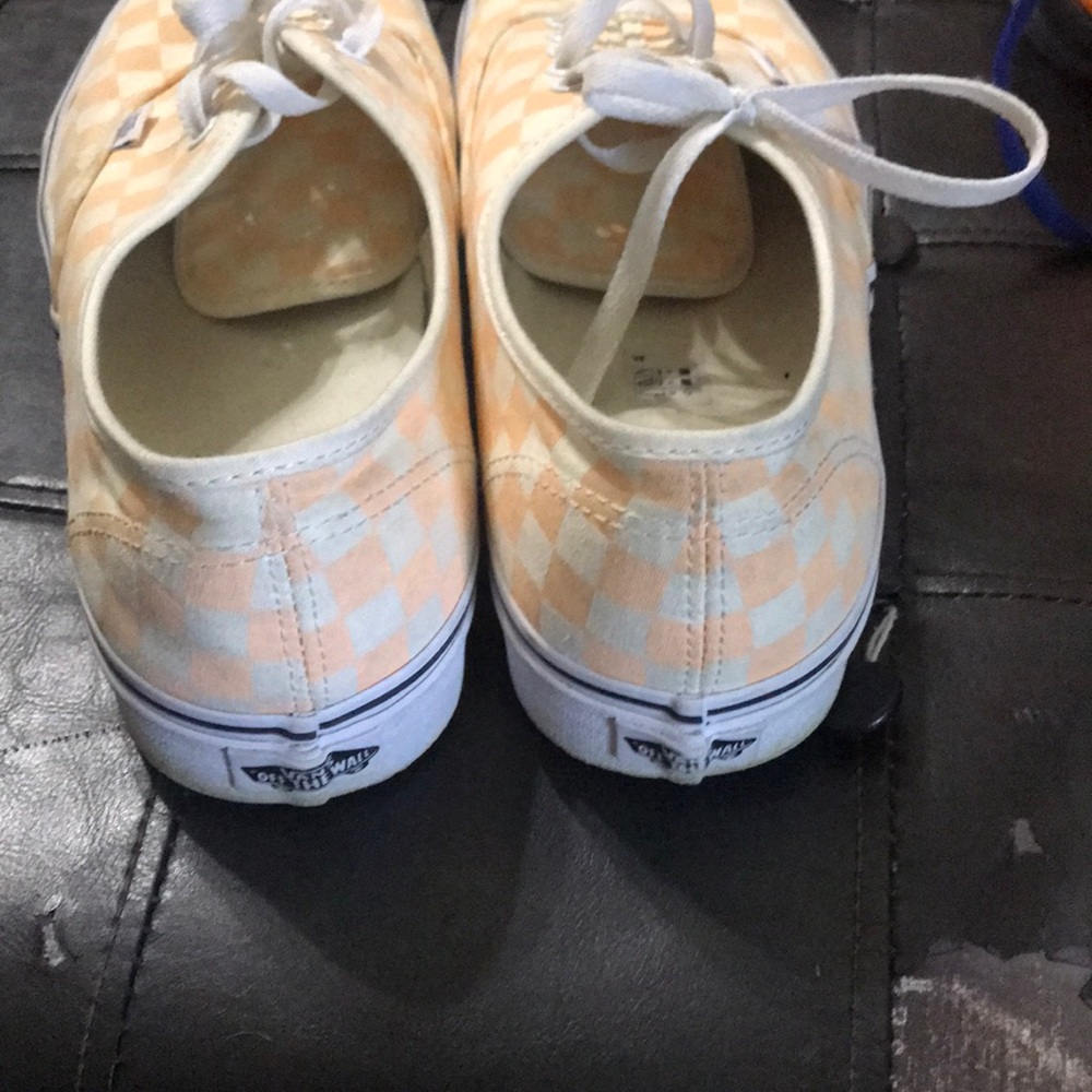 Checkered vans - Picture 2 of 4
